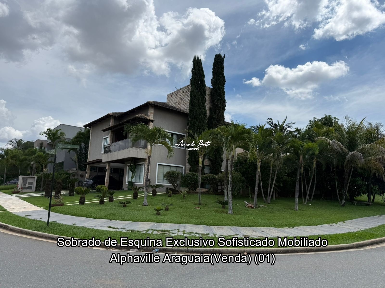 Sobrado para aluguel com 5 quartos Alphaville - Goiânia - GO